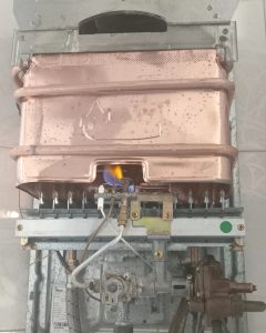 سرویس کامل آبگرمکن و تعویض مبدل