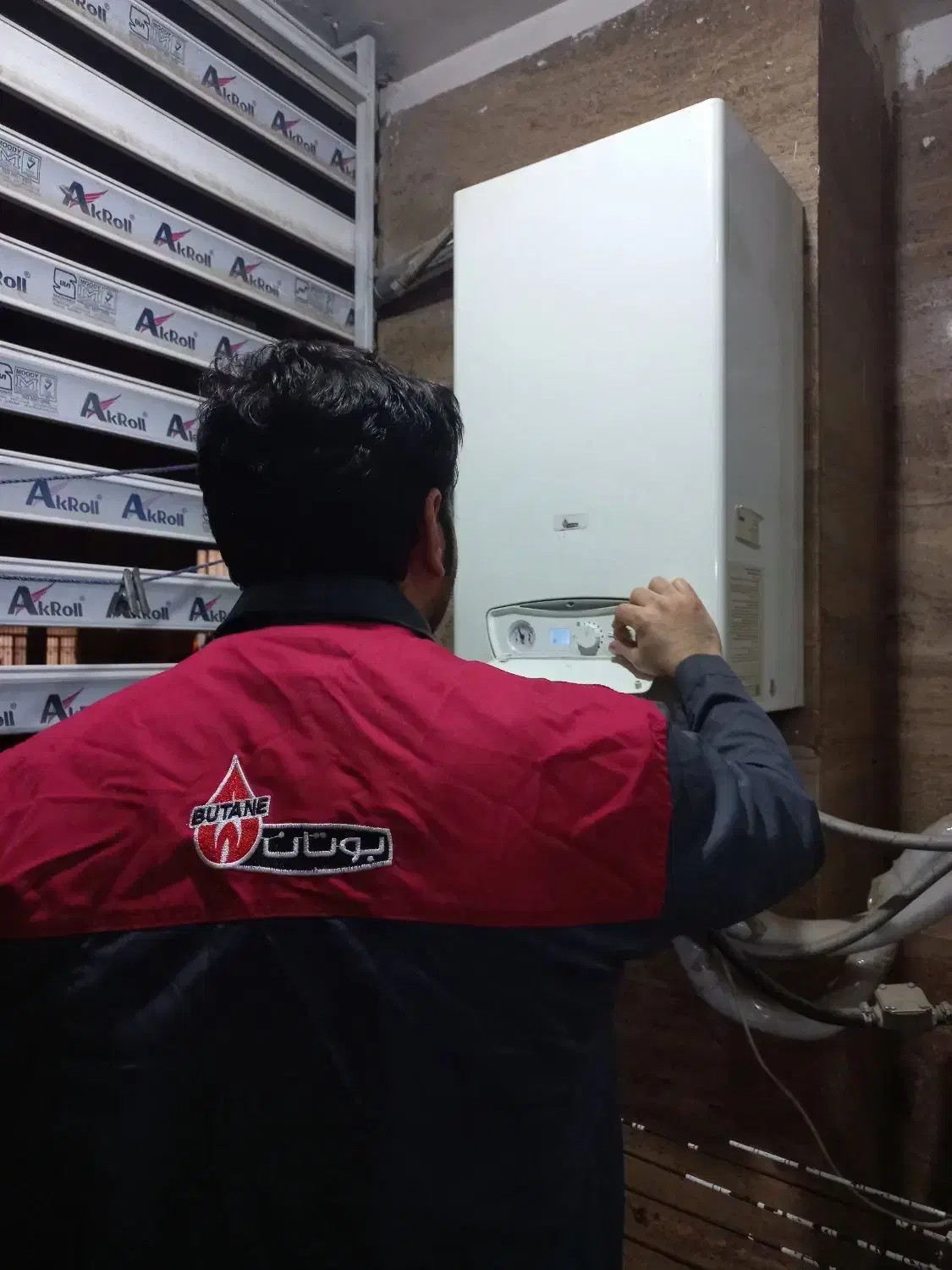 تعمیر و سرویس پکیج سروستان کرمانشاه